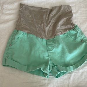 Maternity shorts